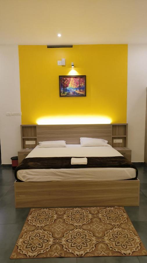 Happy Holidays Resort Kanthalloor Dış mekan fotoğraf
